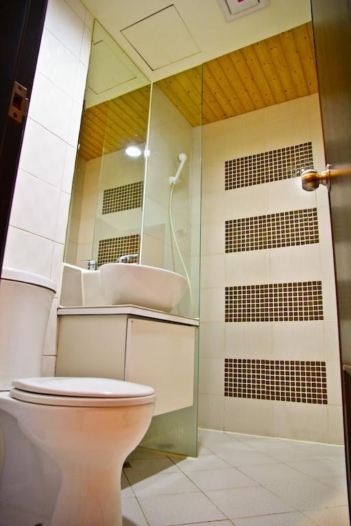 Sunwise Hotel Каосюн Екстериор снимка