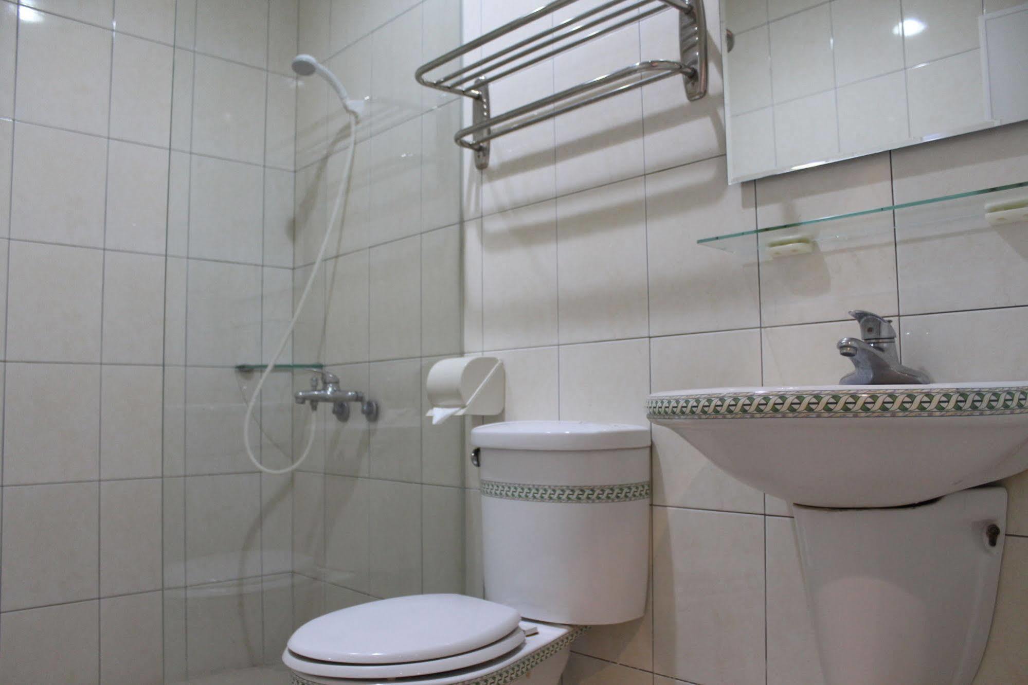Sunwise Hotel Каосюн Екстериор снимка